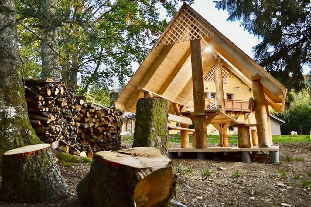 Le Petit Loup, Appartement Neuf Avec Jardin Gerbépal Zewnętrze zdjęcie